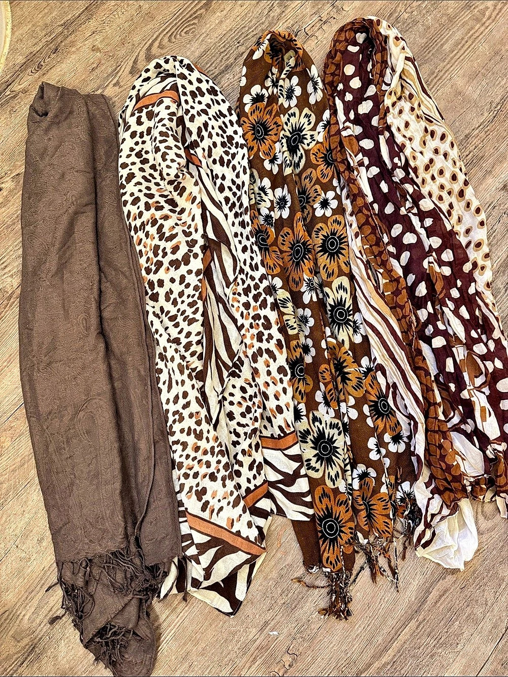 Mixed Print Scarves Set in Brown & White